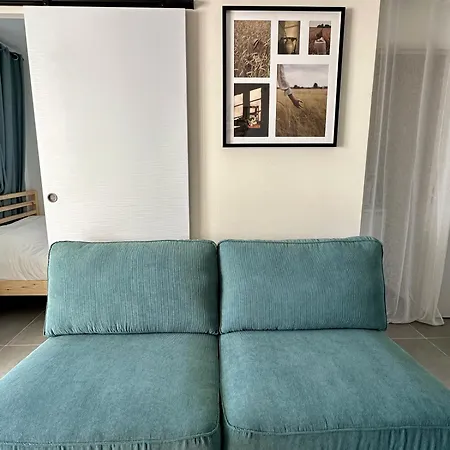 Apartment Side Ocean View Studio, 24h Check-in And Out, Air Conditioner, Close To Airport *