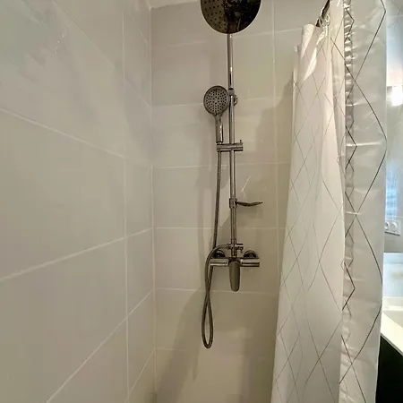 Side Ocean View Studio, 24h Check-in And Out, Air Conditioner, Close To Airport Apartment